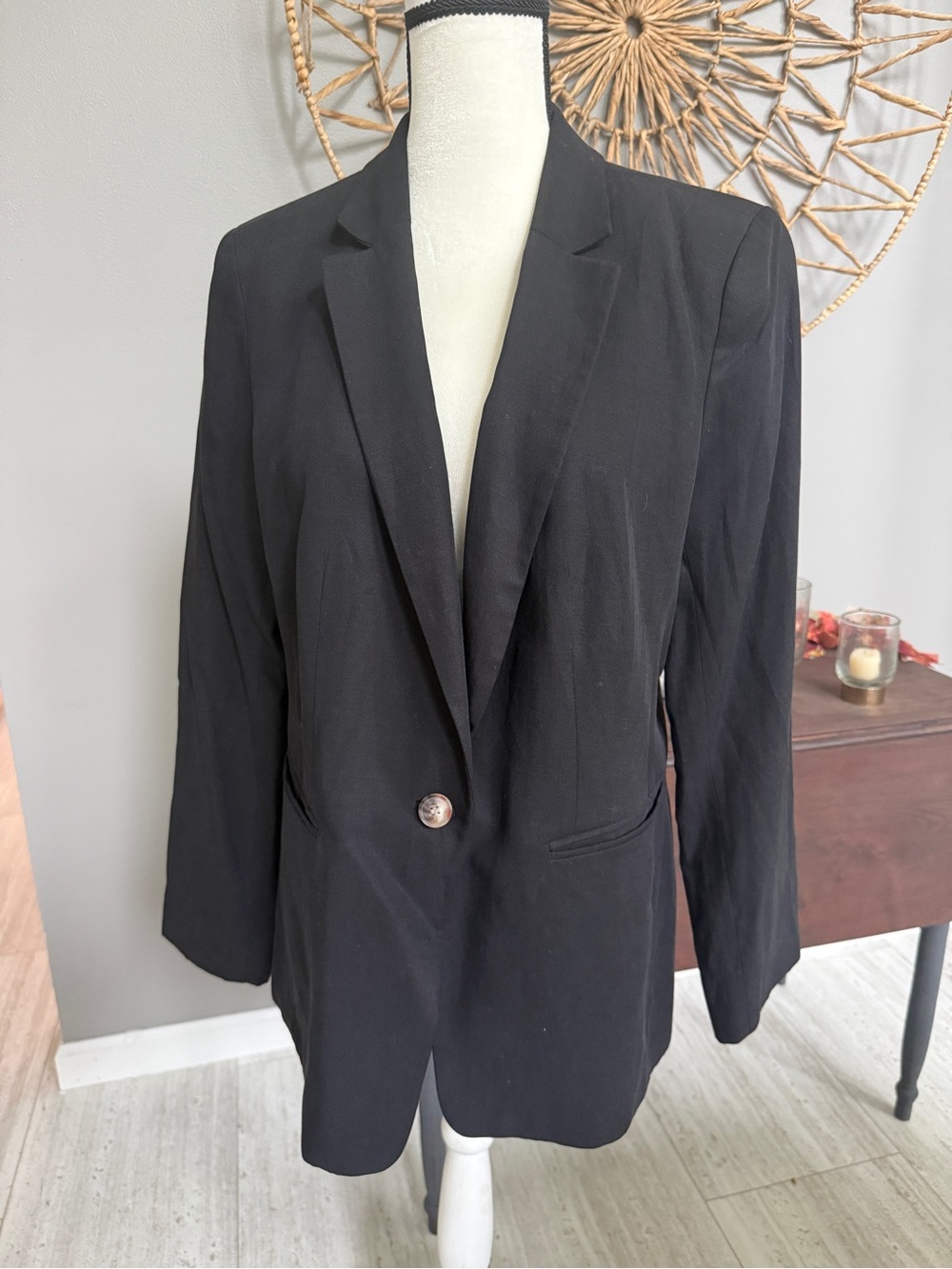 LOFT Black Single Gold Button Linen Blend Shoulder Pad Blazer Sz. 12 #2648
